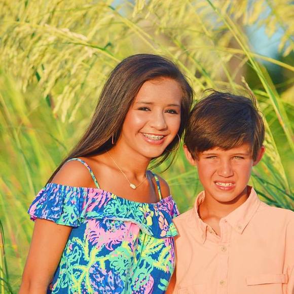 Meet your Posher, Rachel - Picture 1 of 1